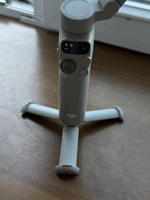 Stabilizator DJI osmo mobile 7