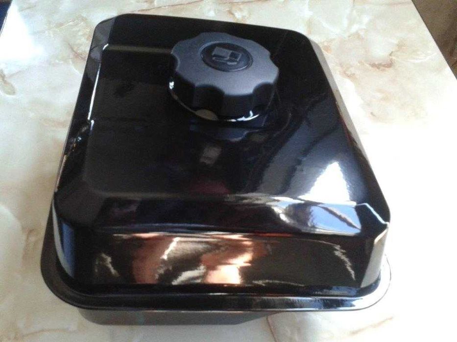 Depósito motor Honda GX240, GX270, GX340, etc.