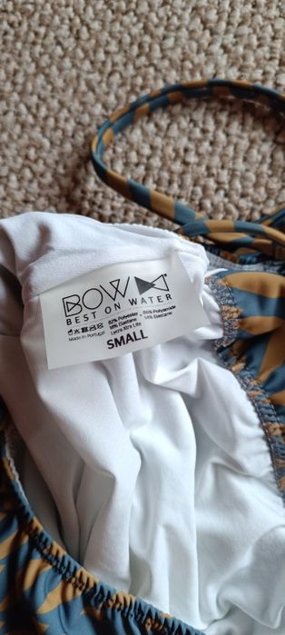 Roupa de desporto e fato banho
