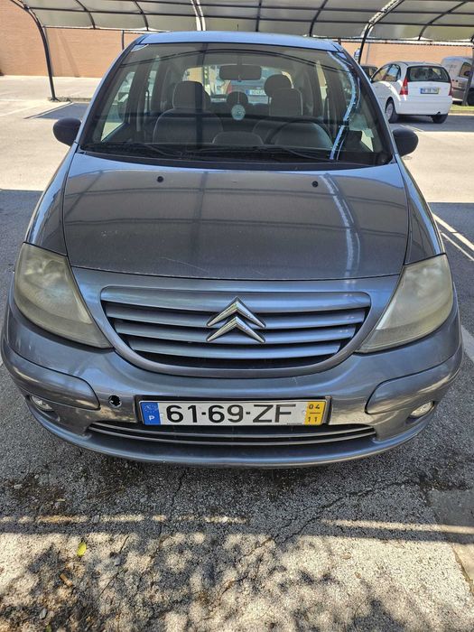 Citroën C3 - ótimo primeiro carro