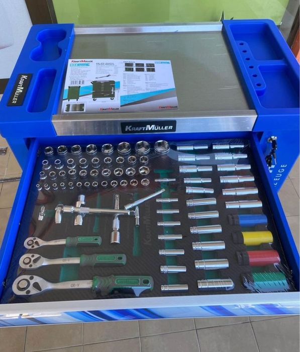 Caixa de ferramentas azul