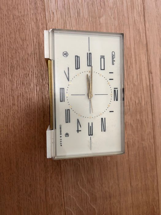 Stary Budzik SLAVA Kostka ZSRR – Vintage / PRL / Retro