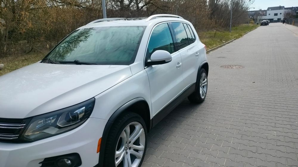 Volkswagen Tiguan Sprzedam samochód, który został sprowadzony w 2022 roku do PL z USA Au