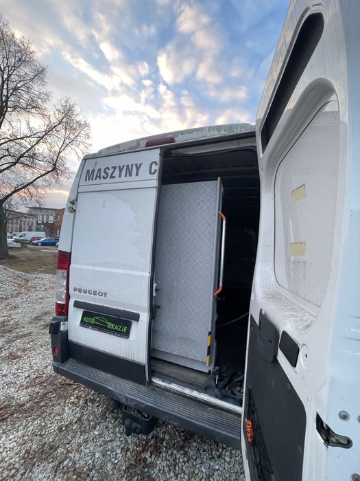 Peugeot Boxer 2.0d/120KM// hak// opłaty// do pracy// zamiana//rampa