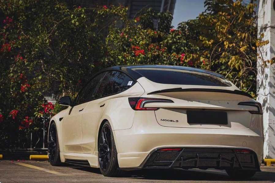 Спойлер Tesla Model 3, Y