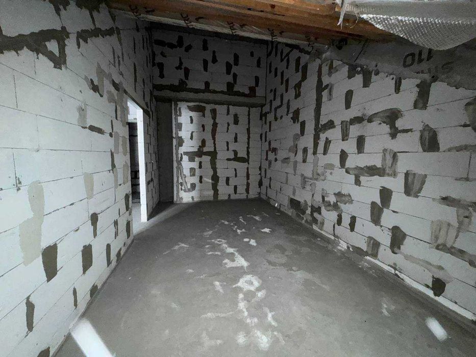 Продам велику 3-кімнатну квартиру в ЖК Гостомель Резідентс