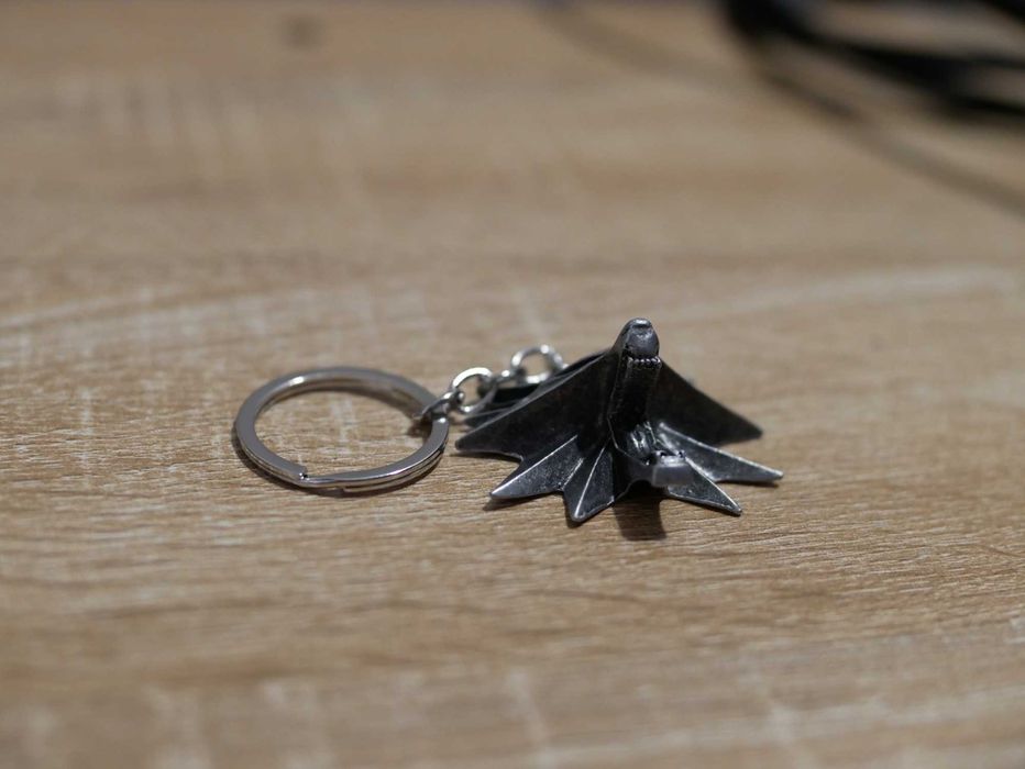 Brelok medalion Wiedźmin szkoła wilka The Witcher