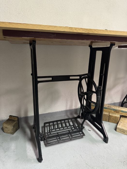 Mesa de costura vintage