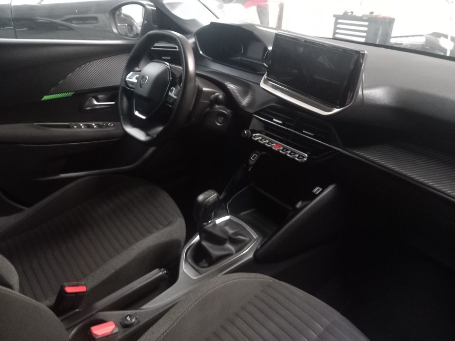 Peugeot 208 1.2 2024