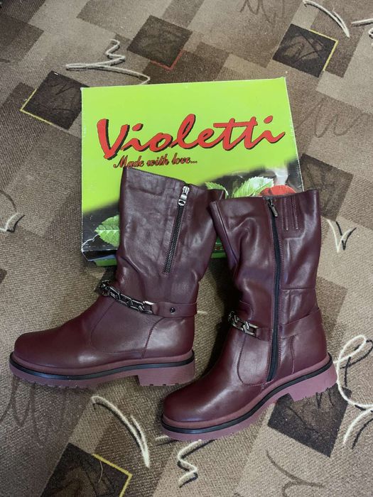 Жіночі чобітки 
Ціна 1100грн