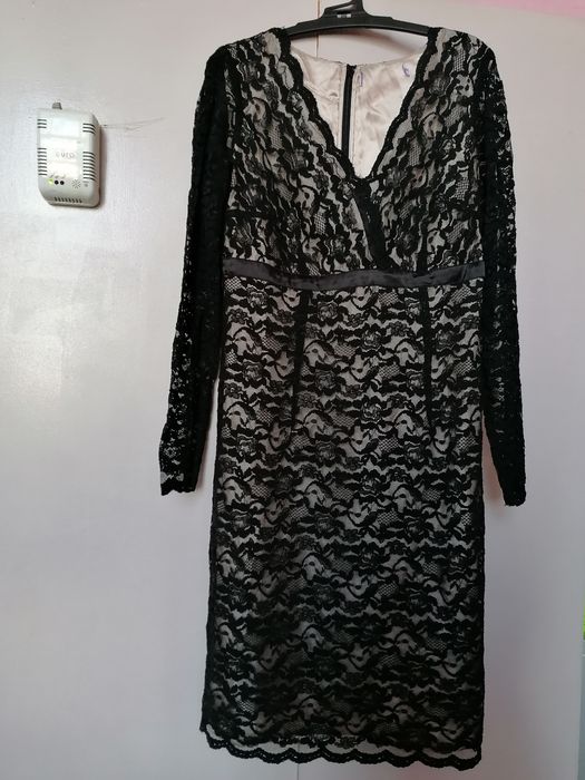 Sukienka koronkowa elegancka