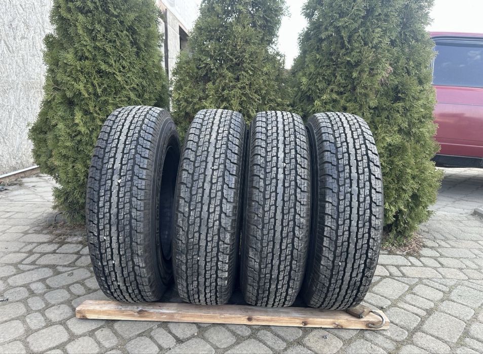 Нові колеса в зборі Yokohama 205R16C на дисках 6x139.7 (L200, Hilux)