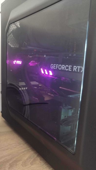 Komputer Gamingowy RTX 4070 (12gb) / DDR4 32GB