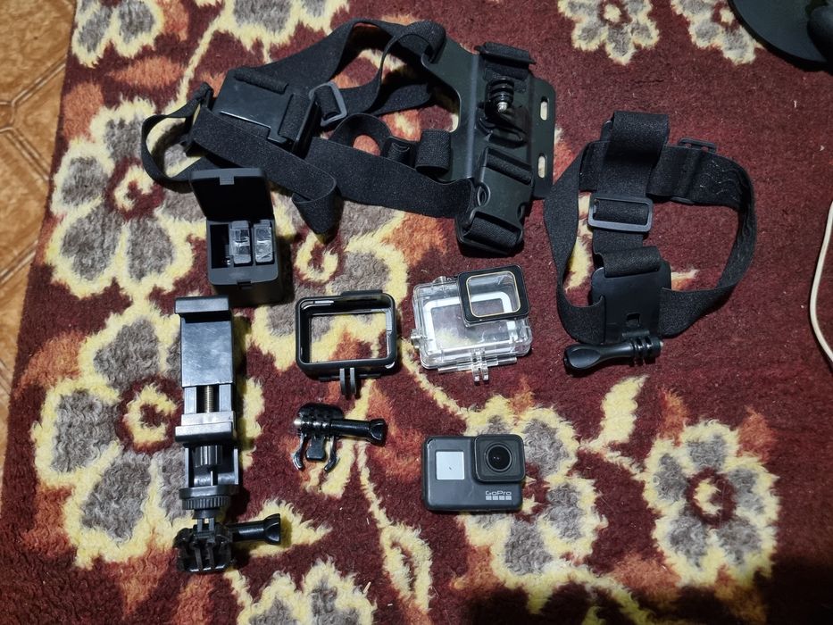 Go pro hero 7 black, з багатим комплектом