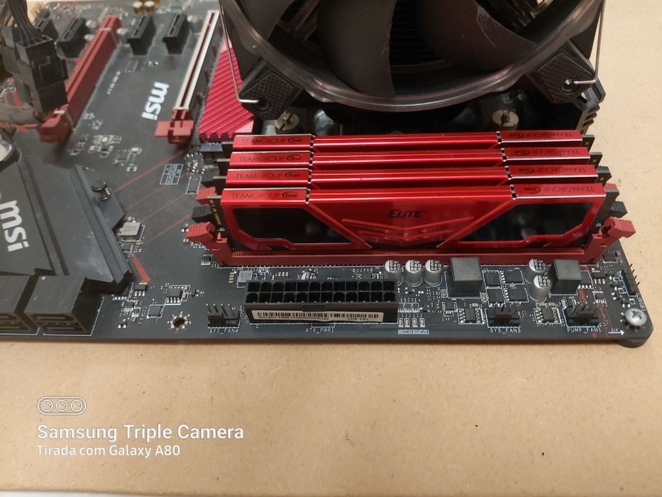 4 Memorias Ram TeamGroup 4Gb 2666 CL 19