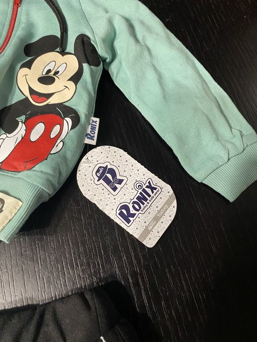 Nowy z metka Komplecik- Body, bluza i spodenki RONIX