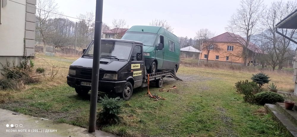 Послуги евакуатора Тячів