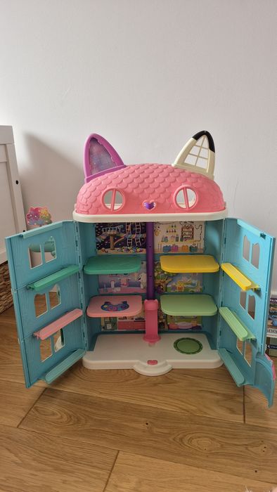 Koci domek gabi plus figurki
