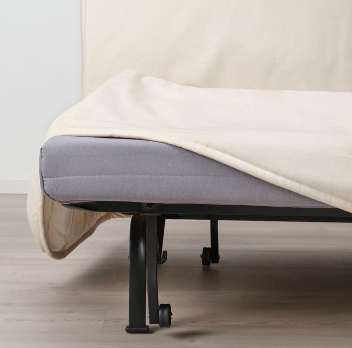 Sofá-cama modelo LYCKSELE LÖVAS do IKEA.