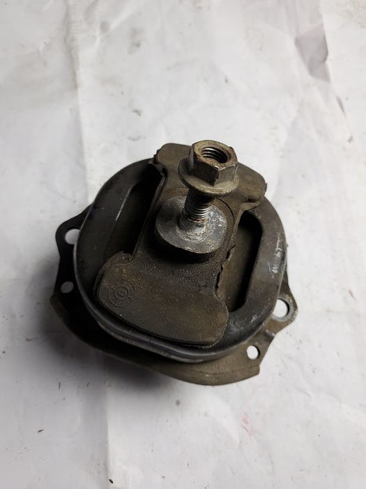 poduszka silnika bmw x6 e71 x5 e70 p679364201 oe