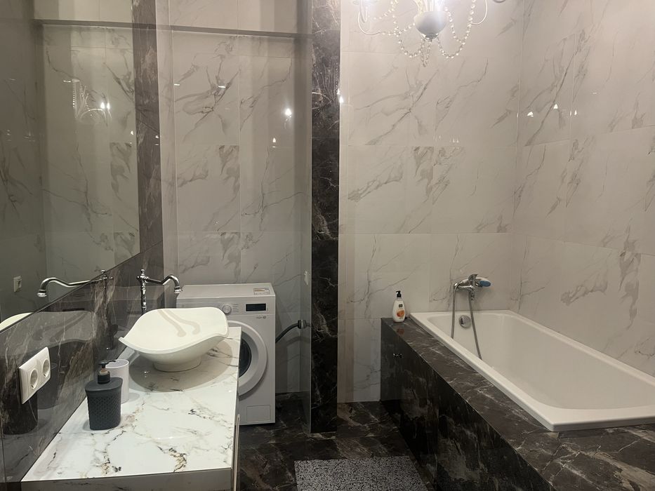 Розкішна 2х кімнатна квартира студія в ценрі м.Кропивницький