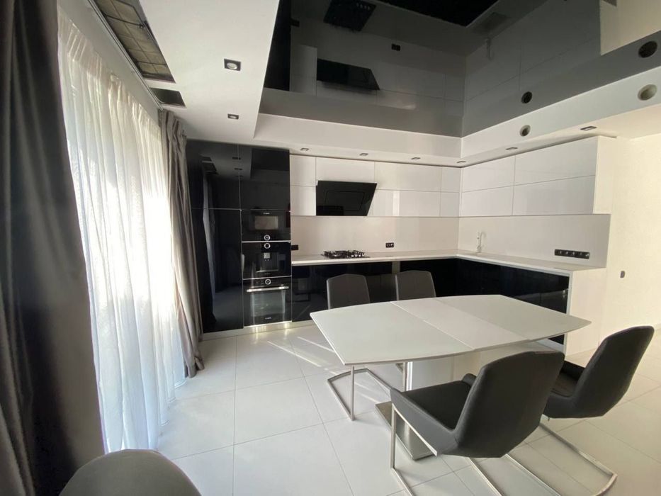 405 м2 під будь-який бізнес ШКОЛИ САДКИ КЛІНІКИ БАНКИ ЛІКАРНІ І ін