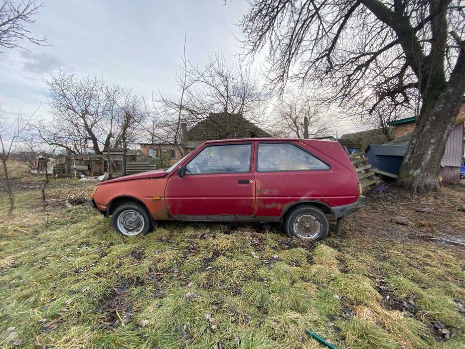 Таврія  ЗАЗ 2001р.Власник 1.2л двигун. Фаркоп. На ходу, переоформлення