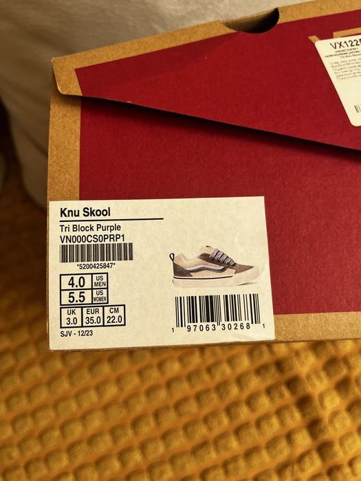 Vans  knu  skool