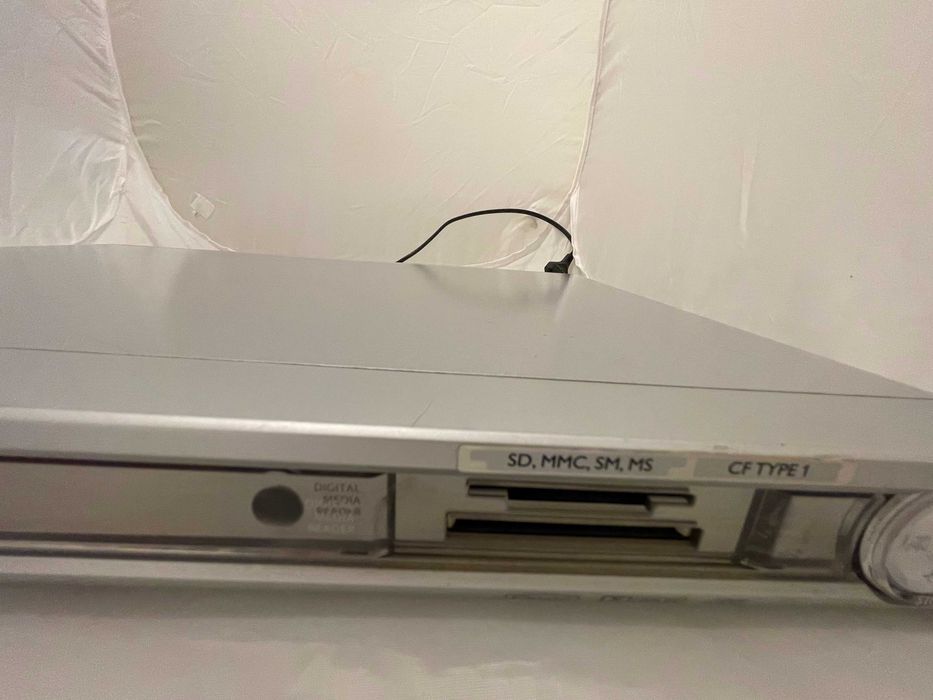 Odtwarzacz DVD Philips DVP3040 - solidny