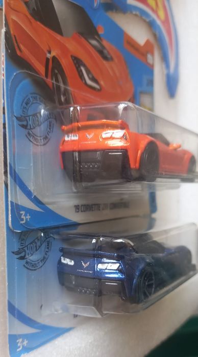 Conjunto 2 , 19 Corvette zr1 convertible hot wheels