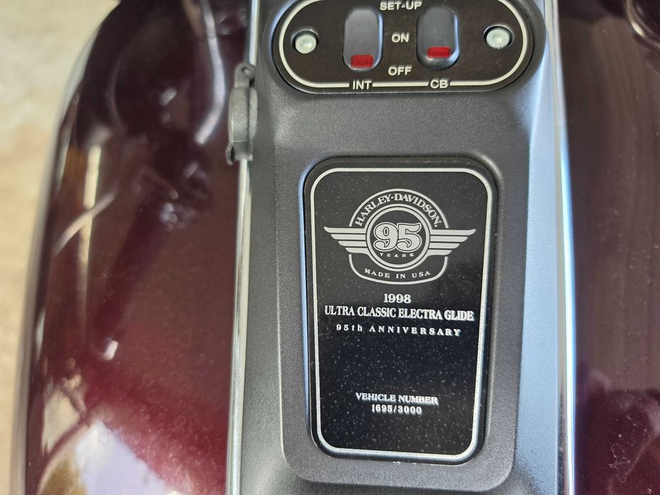 Harley electra 1998 anniversary
