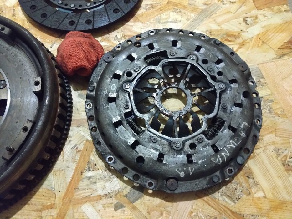 Демпфер маховик щеплення Renault Laguna 2 1.9 DCI