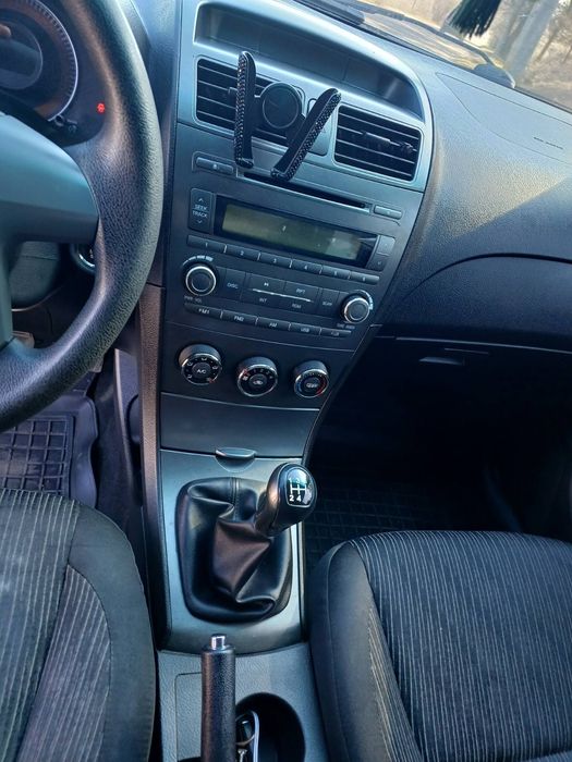 Продам машину byd F3 new