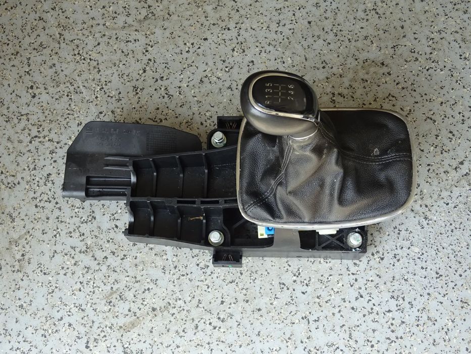 OPEL INSIGNIA A ASTRA J LEWAREK MECHANIZM MIESZEK GAŁKA 6 - BIEGÓW M32 F40