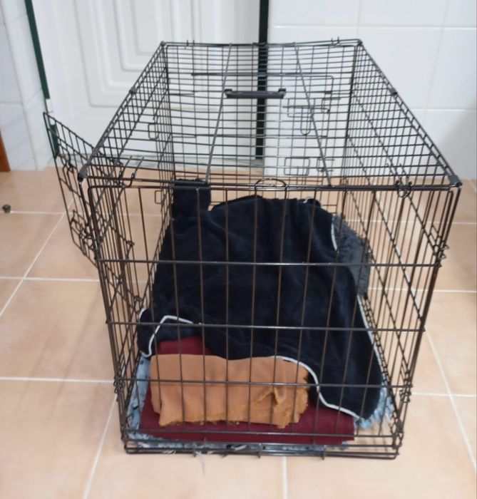 Dog crate