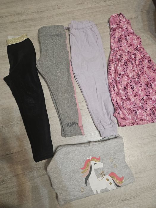 Zestaw ubranek na 104cm