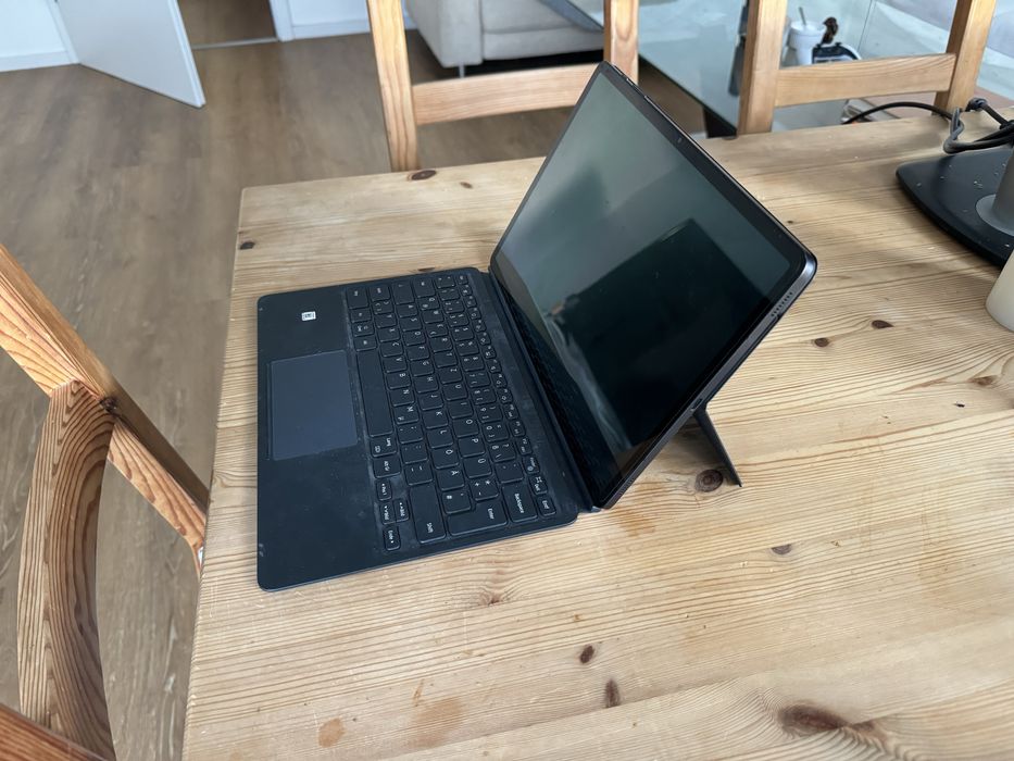 Galaxy Tab S8+ WIFI 128gb z klawiaturą (DE)