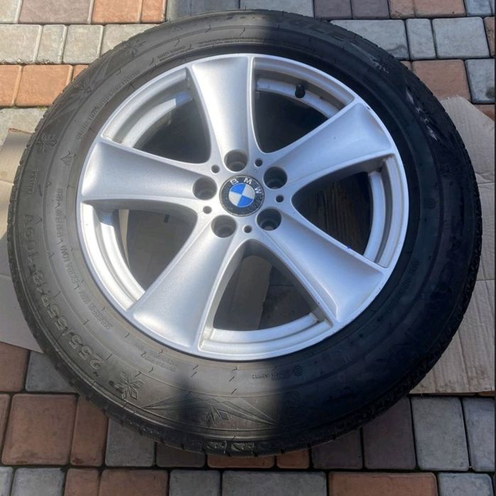 Шини з дисками на ВMW  розмір 225×55R18 зимні  TRIANGLE