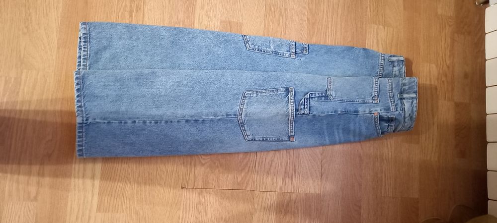 Джинси Denim -ZARA на 11-12  років,зріст 152 см.