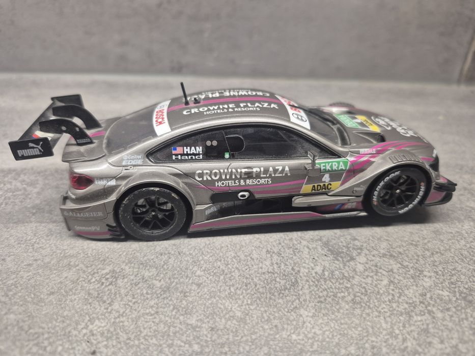 Carrera Digital 132 BMW M4 DTM