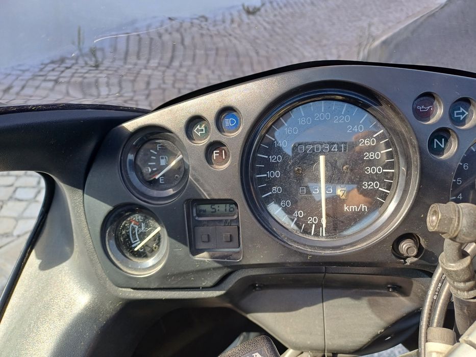 Honda CBR 1100 XX