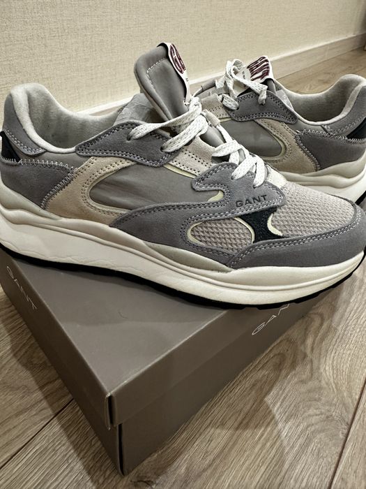 Жіночі кросівки Gant 40 розмір