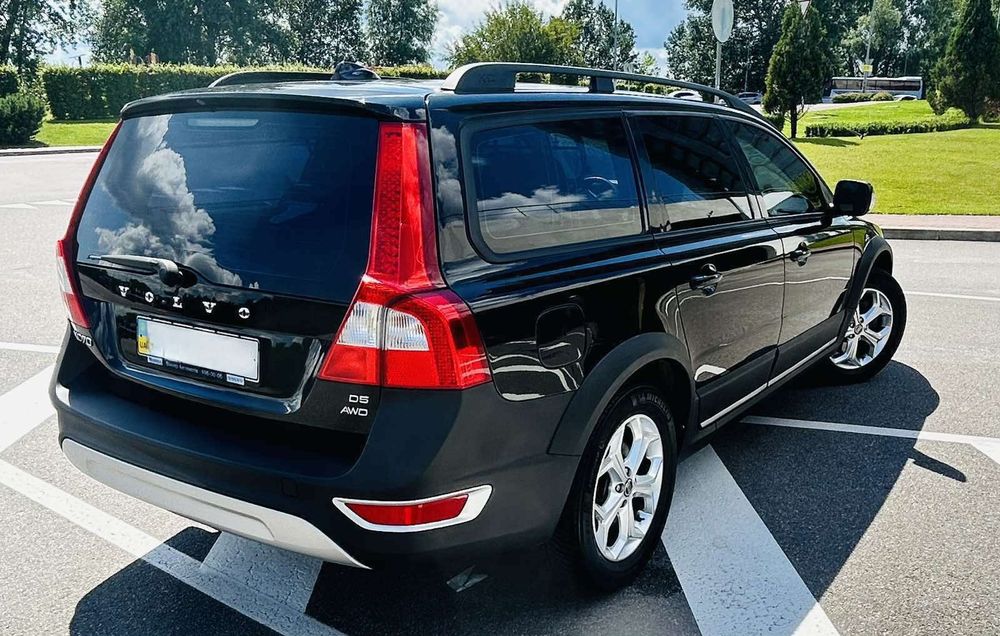 Вольво XC70 универсал