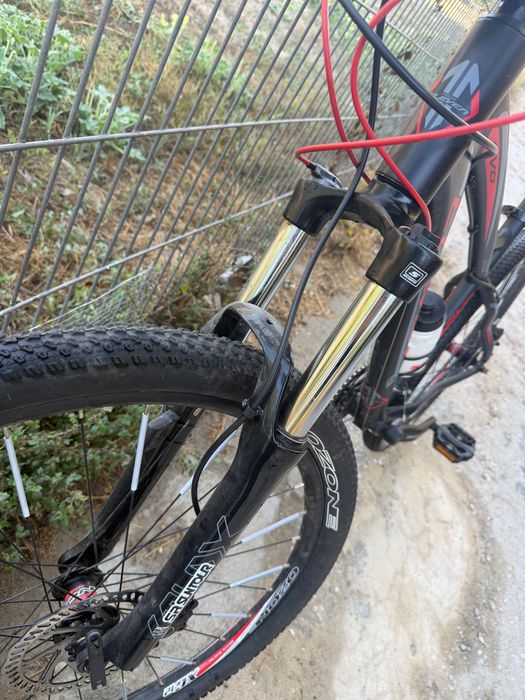 Bicicleta BTT Eleven