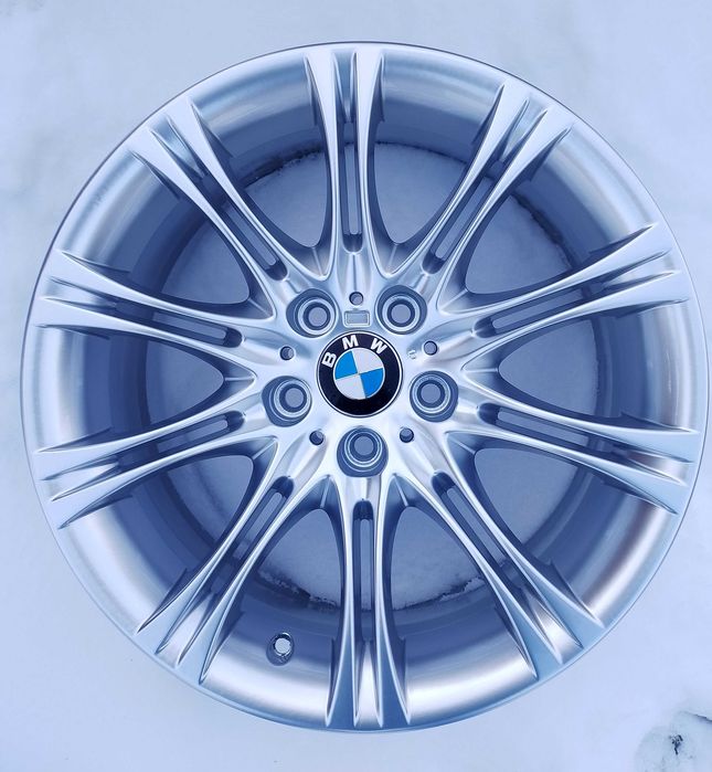 Felgi aluminiowe BMW E60 Styling 135 8j et20 + nowe opony