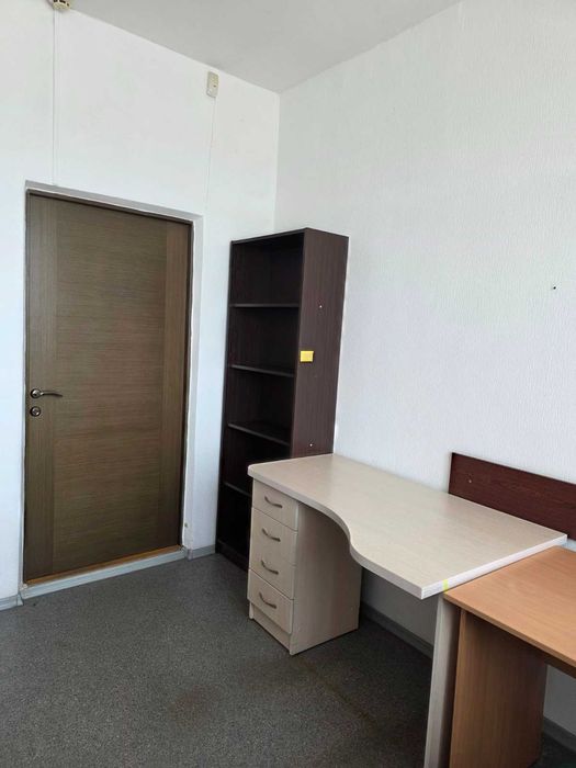 Оренда кімнати в Офісному Центрі з можливістю проживання 1 людини!