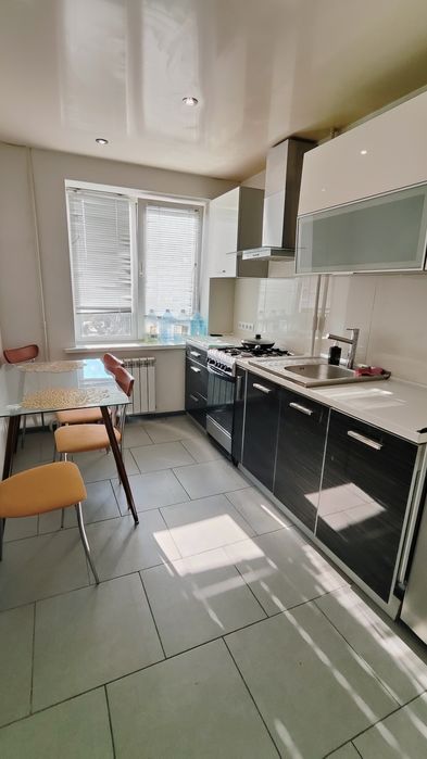 Продам 3к квартиру Коммунар