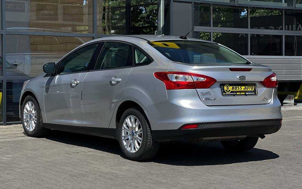 Ford Focus 2012 року