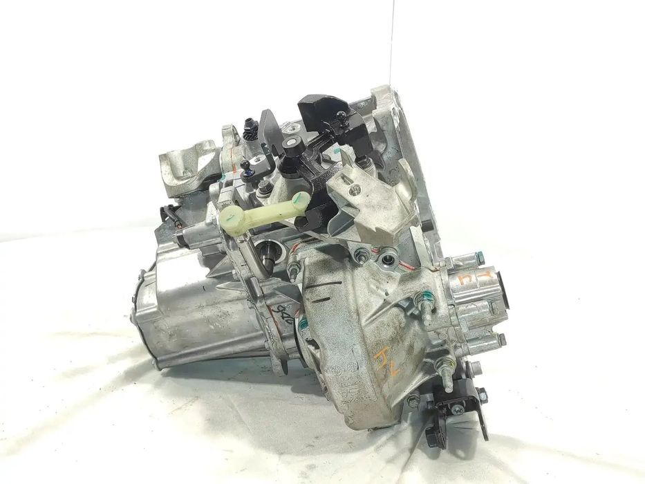 Caixa de Velociddaes Opel Corsa F 2023 1.2Puretech 20XJ05 em STOCK