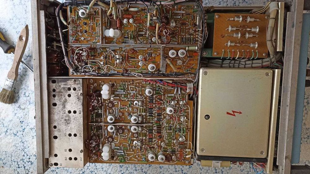 Генератор високочастотний Г4-158